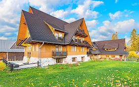 Gasthaus Dom Pod Lasem